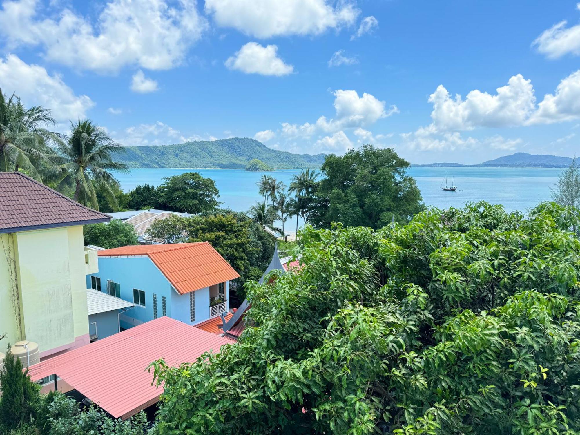 Sea Dreamer Beachfront Apartments Phuket Exterior foto